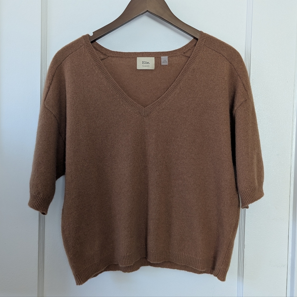 Elie Tahari Cashmere V-neck Short Sleeve Sweater